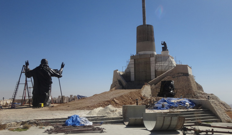 Instalada estatua de Cristo en la monta�a de los querubines en Siria